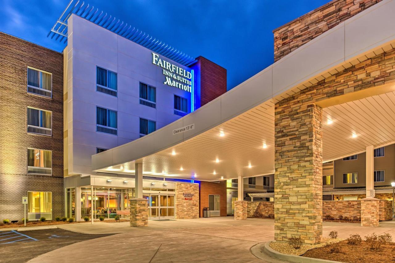 Fairfield Inn & Suites By Marriott St. Louis Westport Maryland Heights Exterior photo
